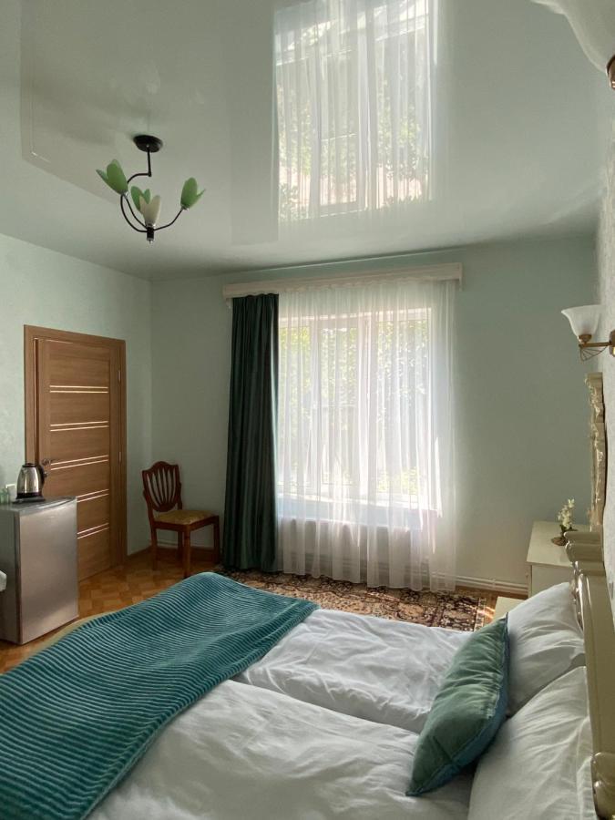 Hestia Hotel Гюмри Екстериор снимка